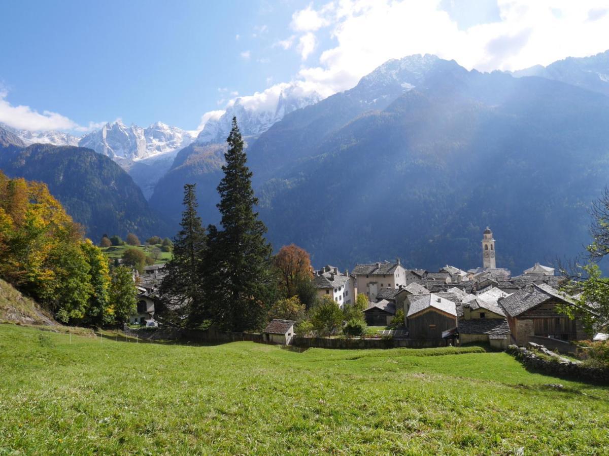 Hotel Palazzo Salis Soglio Exteriör bild